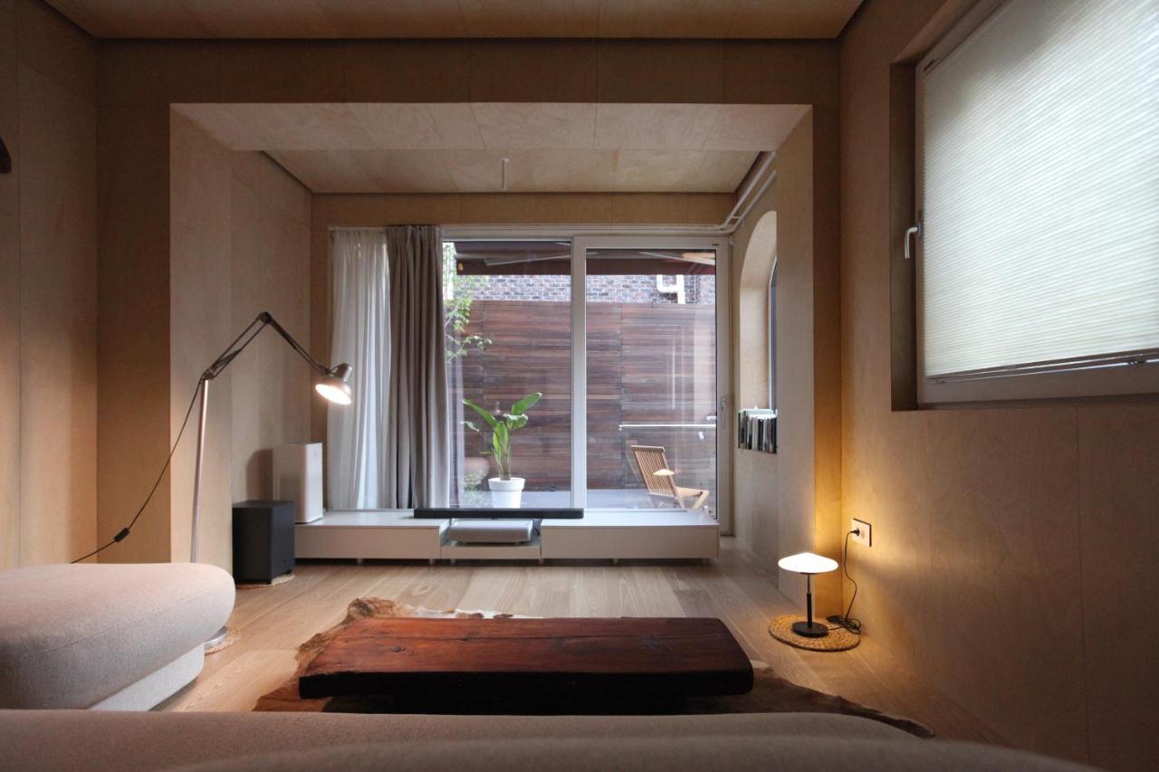 Entire Apartment Or Single Rooms In Homegarden Park Near Camp Humprehys Пхёнтхэк Экстерьер фото